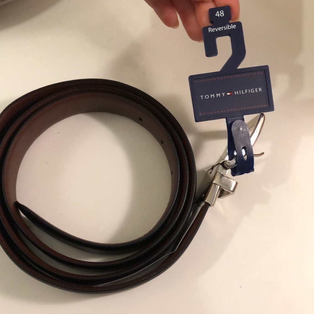 NWT Tommy Hilfiger Reversible brown/black belt